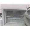 Image 4 : Amana Distinction Fridge with Top Freezer 30" x 33" x 67"