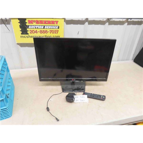 LG TV 24  with Remote