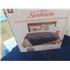Image 3 : New Sunbeam Queen Plush Heated Blanket
