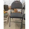 Image 5 : (4) Fold Up Padded Chairs