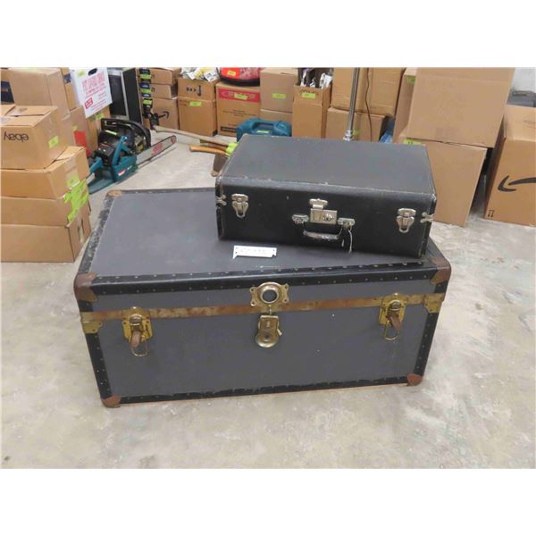 Vintage Truck 16.5" x  21"x 36" + Suitcase- Locked with NO key