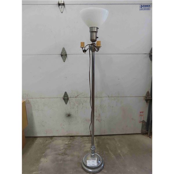 Vintage Tri- Light Floor Lamp - works