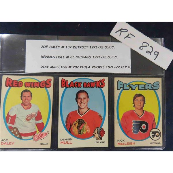 O-Pee-Chee Cards ; Joe Daley #137 Detroit 1971/72 , Dennis Hull #85 Chicago 1971/72 ,