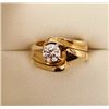 Image 1 : 14kt Yellow Gold Ladies Swirl Patterned Solitaire Engagement Ring with 5.5mm Ridged Shank