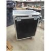 Image 1 : Fitted Hard Shipping Case with Casters 22" x 28" x 40"