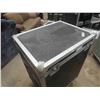 Image 3 : Fitted Hard Shipping Case with Casters 22" x 28" x 40"