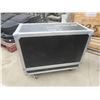Image 3 : Fitted Hard Shipping Case with Casters 13" x 25" x 29"
