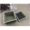 Image 8 : (2) Fitted Hard Shipping Case Both - ; 21" x 22"x 22" 