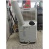 Image 4 : Danby Premiere Portable A/C Unit Model DPAC 12099 - works