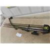 Image 2 : Kwikee Kwiver Archery Compound Bow + Arrows