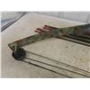 Image 4 : Kwikee Kwiver Archery Compound Bow + Arrows