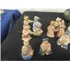 Image 6 :  Wade Tea Figurines ; (33) Nursery Rhyme Ornaments Including Gingerbread Boy
