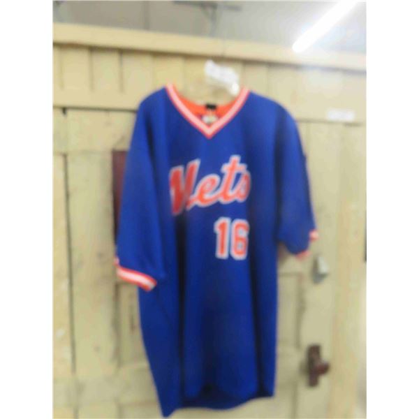 Autographed Dwight Gooden Baseball Jersey with COA 