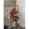 Image 3 : 2 Pump Tank Extinguishers 2.5 Gal
