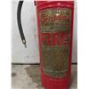 Image 2 : 2 Pump Tank Extinguishers 2.5 Gal