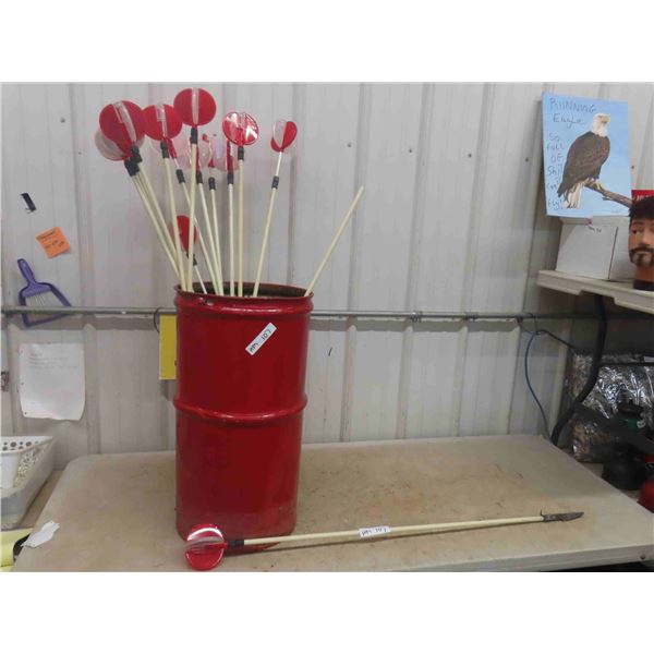 12 Reflector Driveway Markers 46" & Barrel