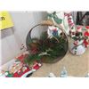 Image 7 : Christmas Décor Lighted Motion Display, Ornaments, Santa Helperbot with Ears, 