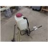 Image 3 : Backpack Yard Sprayer