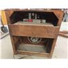 Image 5 : Viking Cabinet Stereo with Record Player - Vintage 14" x 28" x 31"