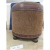 Image 2 : Vintage Foot Stool with Storage 16" t x 17" w