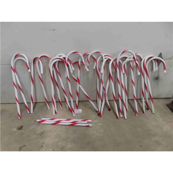 25 Plastic Candy Canes 29 " + 32" Tall