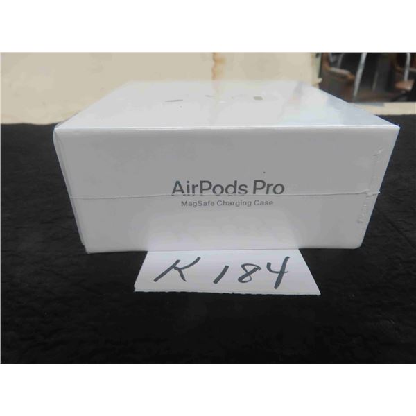 New Apple Air Pods Pro with Mag  Safe Charging Case