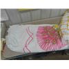 Image 2 : 2 Vintage Chenille Yellow + White Queen Size Bedspreads