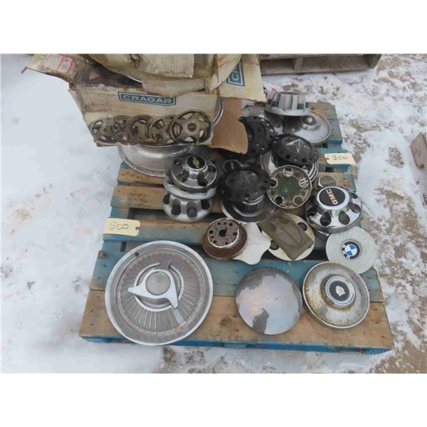 Pallet Lot of the Following ; Misc. Hub Caps, Center Caps, Wheels - GMC, Chevy, etc.… 
