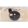 Image 1 : Roomba Robot Vacuum + Extra Brushes New Battery - works