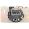 Image 3 : Roomba Robot Vacuum + Extra Brushes New Battery - works