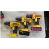 Image 2 : 3 DeWalt 1/2" Cordless Drill, Cordless Drywall Driver + 2 Chargers, 3 Batteries 18V, 