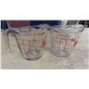Image 3 : 5 Glass Measuring Cups - Pyrex + Fire King ; 1 - 4 Cups