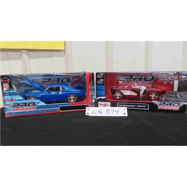 2 New Pro Touring Die Cast 1:24 Scale 1970 Challenger + 1957 Corvette