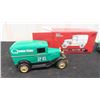 Image 2 : Quaker State Model A delivery Van, XL Racing Jacket, Racing Cap, Ford Model A