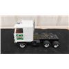 Image 4 : Castrol GTX Semi Trailer Metal 20" Long
