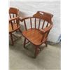 Image 4 : 4 Solid Wood Chairs