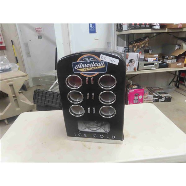 America V Vintage Personal Fridge