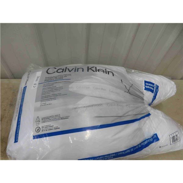 2 New Calvin Klein Luxury Pillow - King