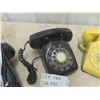 Image 3 : 4 Vintage Rotary Desk Phones