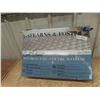 Image 1 : New Stearns + Foster Mattress Pad - Queen
