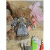 Image 4 : 3 Porcelain Dolls, Doll Cloths, Fabric