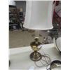 Image 3 : Stained Glass Light Fixture & 2 Brass Lamps