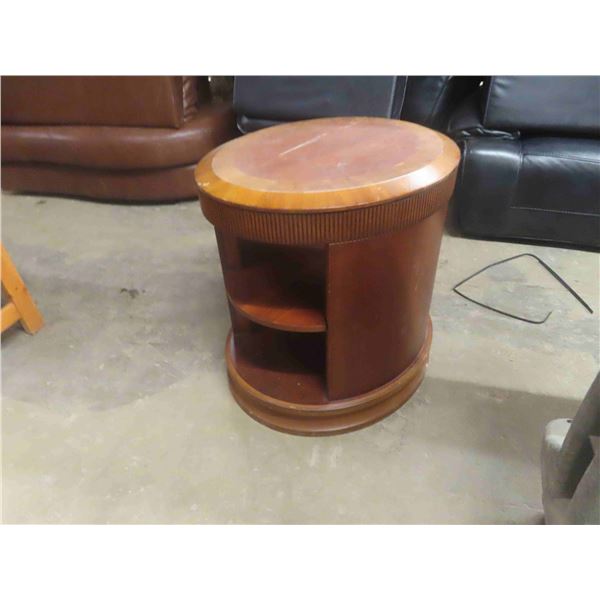 End Table/ Stand 24" x 28" x 28" 