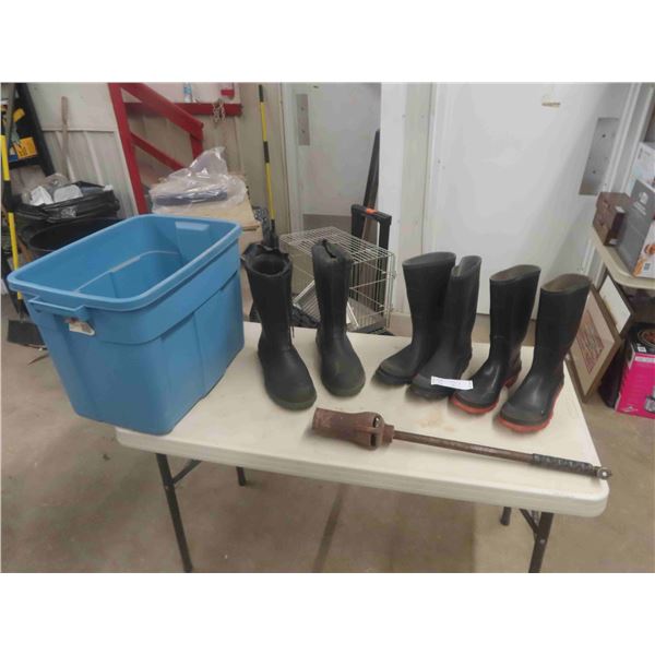 2 Pair Sz 8 Rubber Boots, Sz 10 Insulated Rubber Boots, Tiger Torch & Storage Tub
