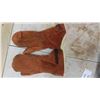 Image 5 : Men's Boots Sz 12, Gloves, Work Pouch (2)