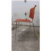 Image 4 : 4 Steel Case Vintage Orange Chairs