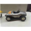 Image 2 : 3 Tonkas ; 2 Dune Buggy - Metal 3" x 4" x 7" & 1 Argo - Metal + Plastic 3" x 4" x 6"