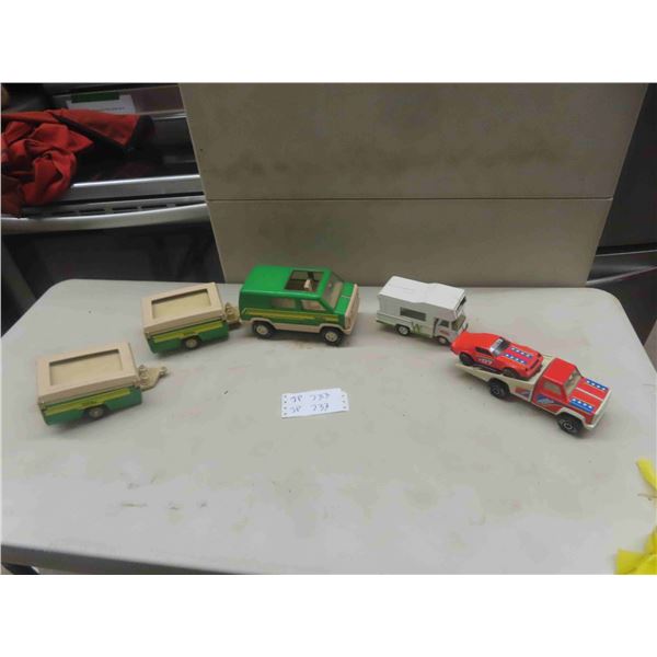 6 Tonkas ; Winnebago - Plastic + Metal 2.5" x 3.5" x 6", Van- Plastic + Metal 4" x 4" x 8.5"