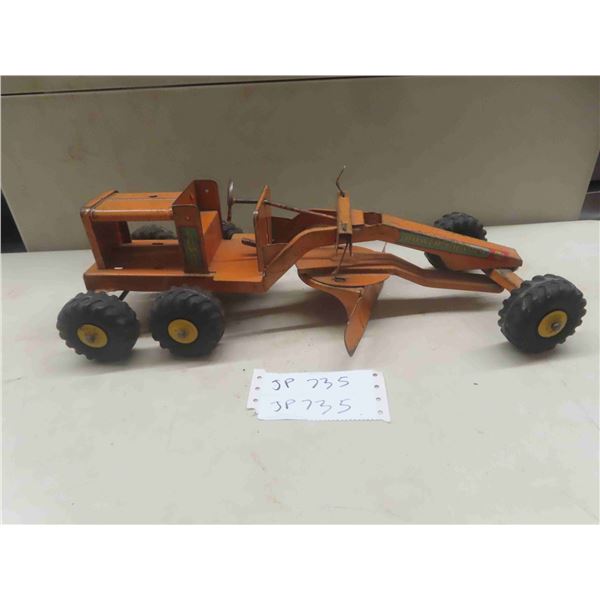 Lumar Pressed Metal Grader 5" x 7" x 16.5" 