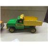 Image 12 : 3 Tonka Metal Dump Trucks - 6" c 6.5" x 13.5"